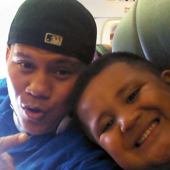 Meet your Posher, Hyrum tua'one - Picture 1 of 1